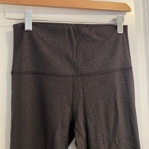 Lululemon align leggings, 25”, size 6, black wild pattern, great condition